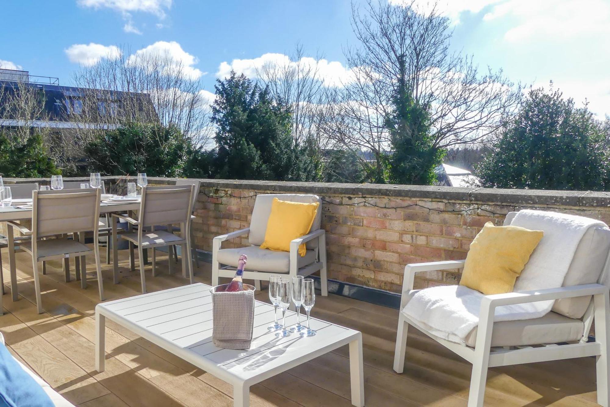 Luxury Penthouse W Balcony - 2X Free Parking Apartamento Royal Tunbridge Wells Exterior foto